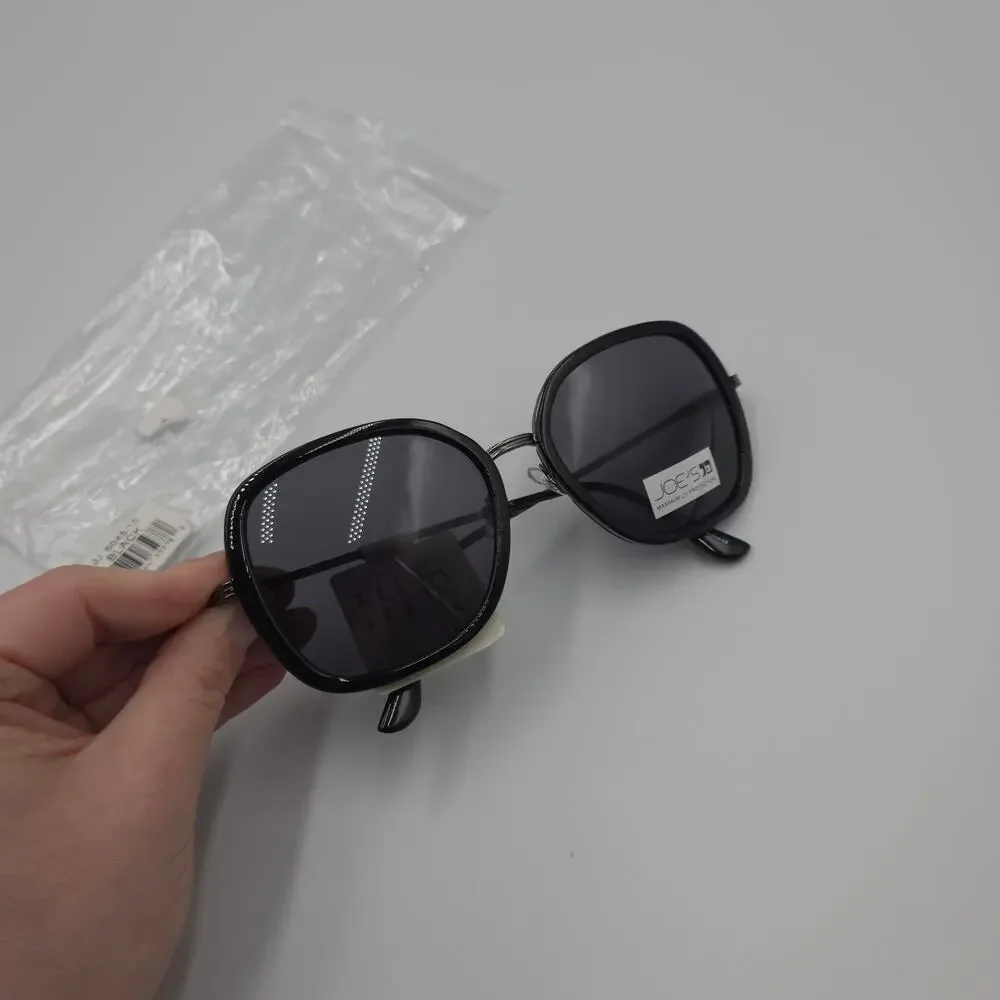 Joe's Jeans Oversized Square Sunglasses in Black